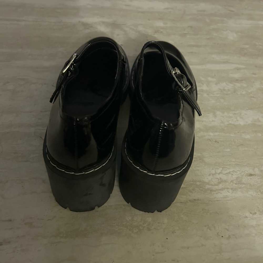 Black Patent Mary Jane Platform Shoes - Women - Picture 3 of 4